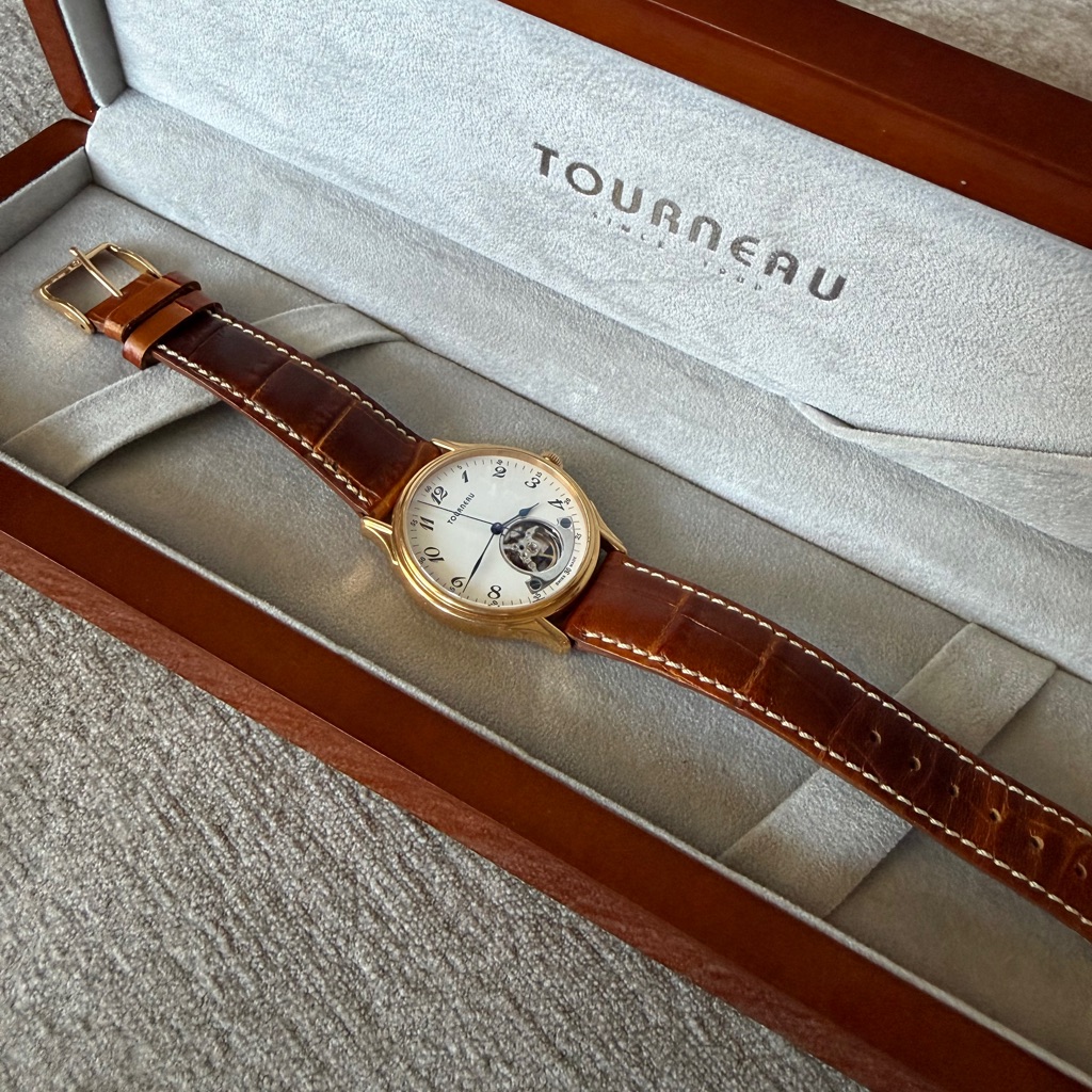 Tourneau 18k Gold Open Heart Brown Leather Watch Vintage 30022